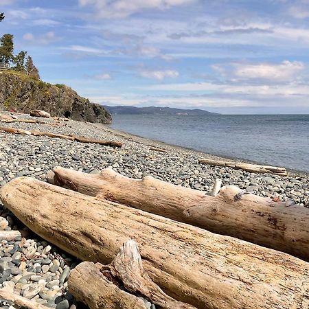 Orca View Cottage Sooke Exterior foto