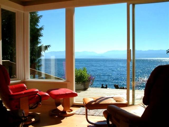 Orca View Cottage Sooke Exterior foto